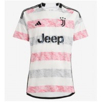Camisa de time de futebol Juventus Andrea Cambiaso #27 Replicas 2º Equipamento 2023-24 Manga Curta